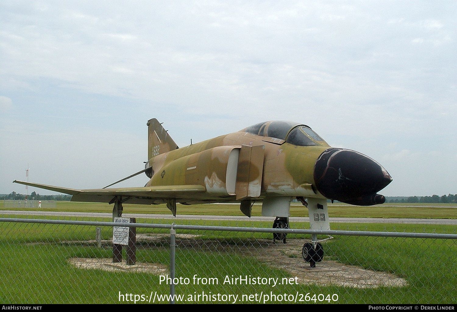 Aircraft Photo of 63-7622 / 67-622 | McDonnell F-4C Phantom II | USA - Air Force | AirHistory.net #264040