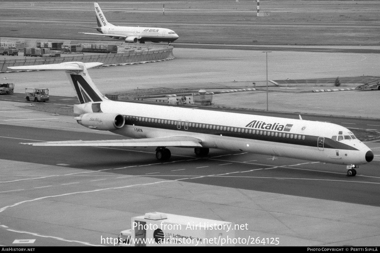 Aircraft Photo of I-DATN | McDonnell Douglas MD-82 (DC-9-82) | Alitalia | AirHistory.net #264125