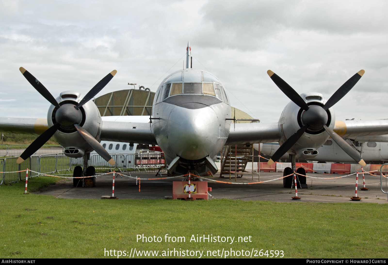 Aircraft Photo of WJ945 | Vickers 668 Varsity T.1 | UK - Air Force | AirHistory.net #264593