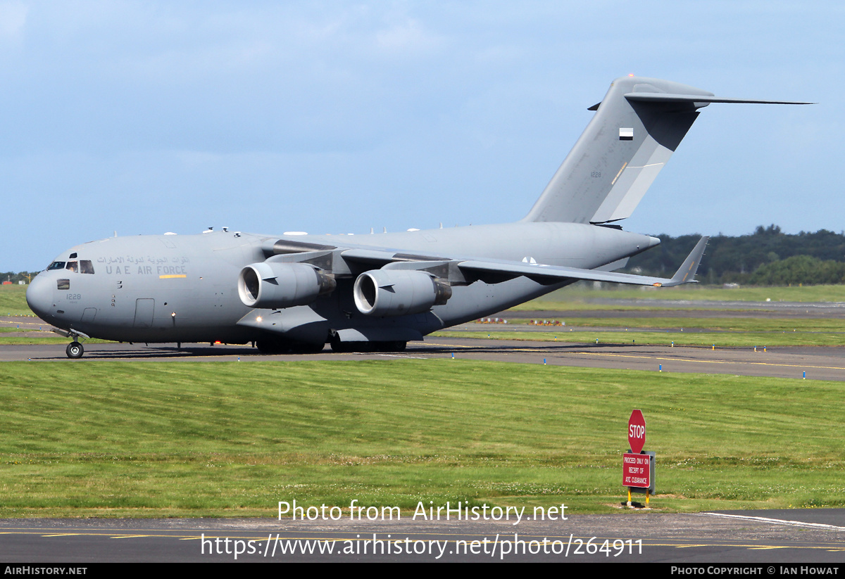 Aircraft Photo of 1228 | Boeing C-17A Globemaster III | United Arab Emirates - Air Force | AirHistory.net #264911