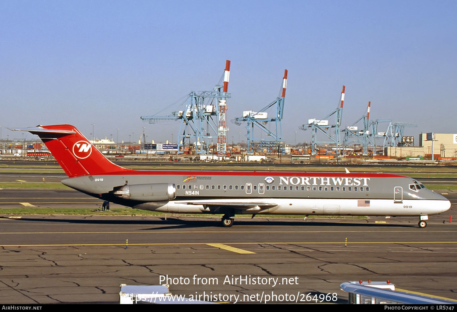 Aircraft Photo of N941N | McDonnell Douglas DC-9-32 | Northwest Airlines | AirHistory.net #264968