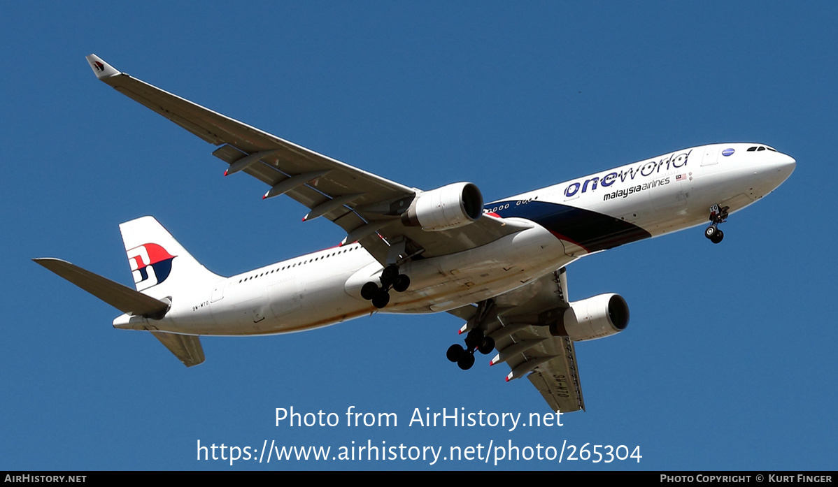 Aircraft Photo of 9M-MTD | Airbus A330-323 | Malaysia Airlines | AirHistory.net #265304