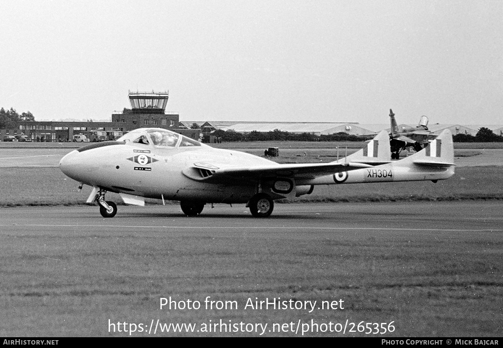 Aircraft Photo of XH304 | De Havilland D.H. 115 Vampire T11 | UK - Air Force | AirHistory.net #265356