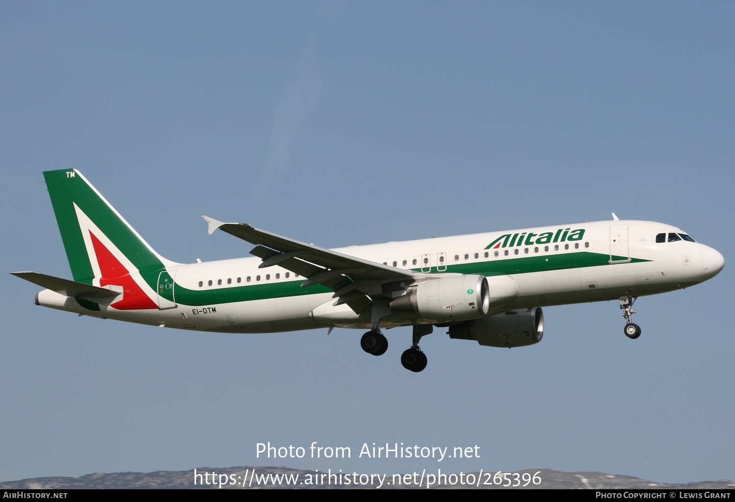 Aircraft Photo of EI-DTM | Airbus A320-216 | Alitalia | AirHistory.net #265396