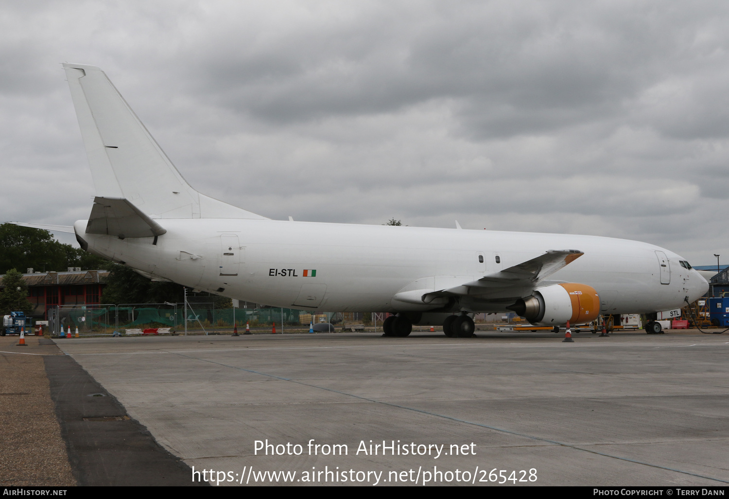 Aircraft Photo of EI-STL | Boeing 737-42C(SF) | ASL Airlines | AirHistory.net #265428