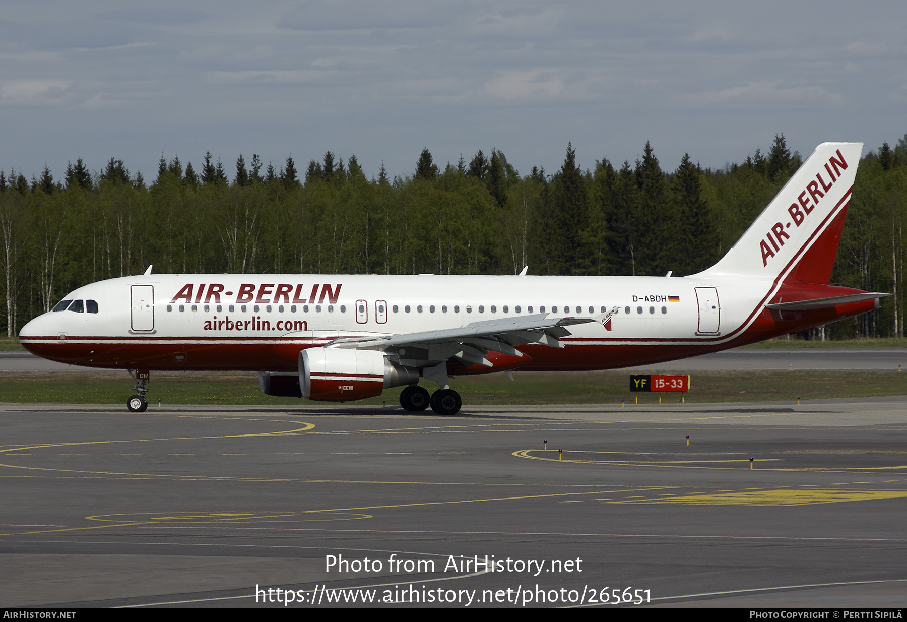 Aircraft Photo of D-ABDH | Airbus A320-214 | Air Berlin | AirHistory.net #265651