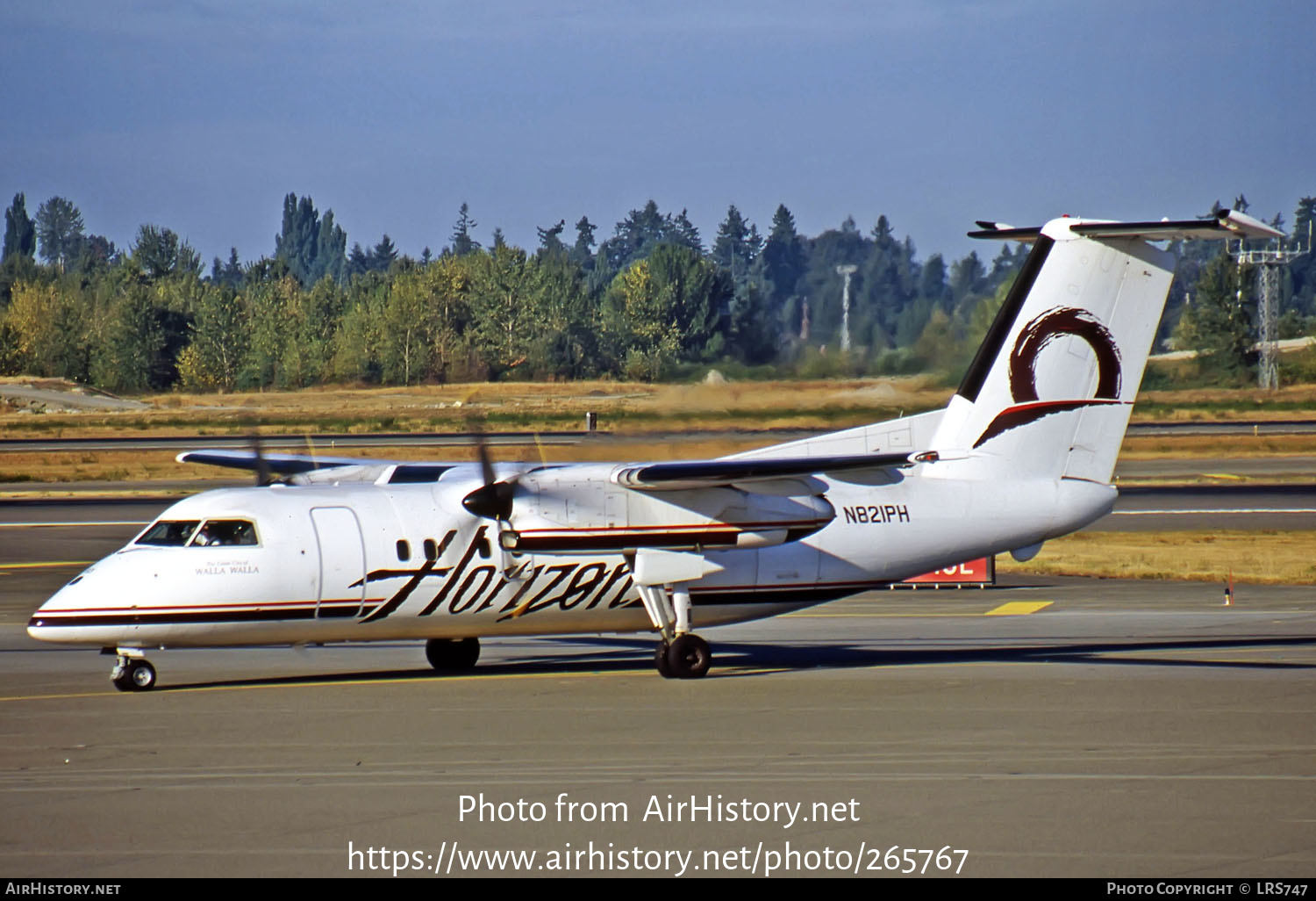 Aircraft Photo of N821PH | De Havilland Canada DHC-8-102 Dash 8 | Horizon Air | AirHistory.net #265767