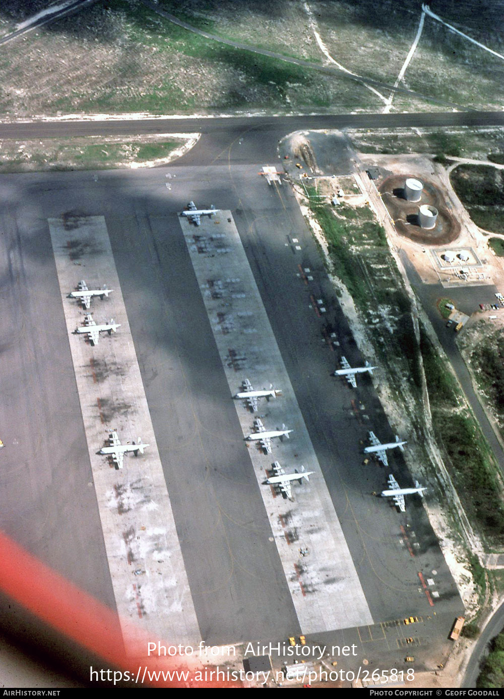 Airport photo of Kapolei - Kalaeloa / John Rodgers Field (PHJR / JRF) in Hawaii, United States | AirHistory.net #265818