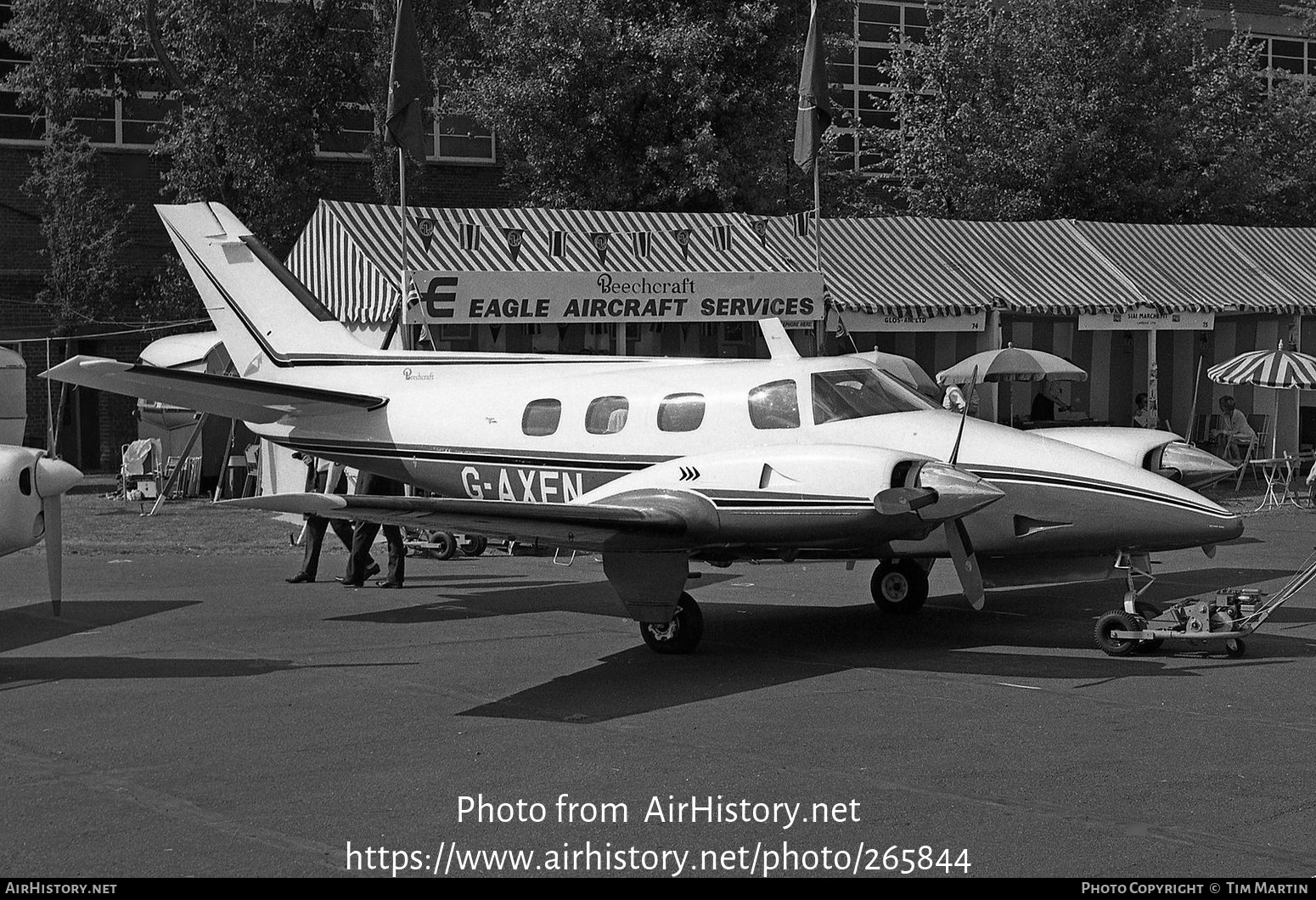 Aircraft Photo of G-AXEN | Beech 60 Duke | AirHistory.net #265844