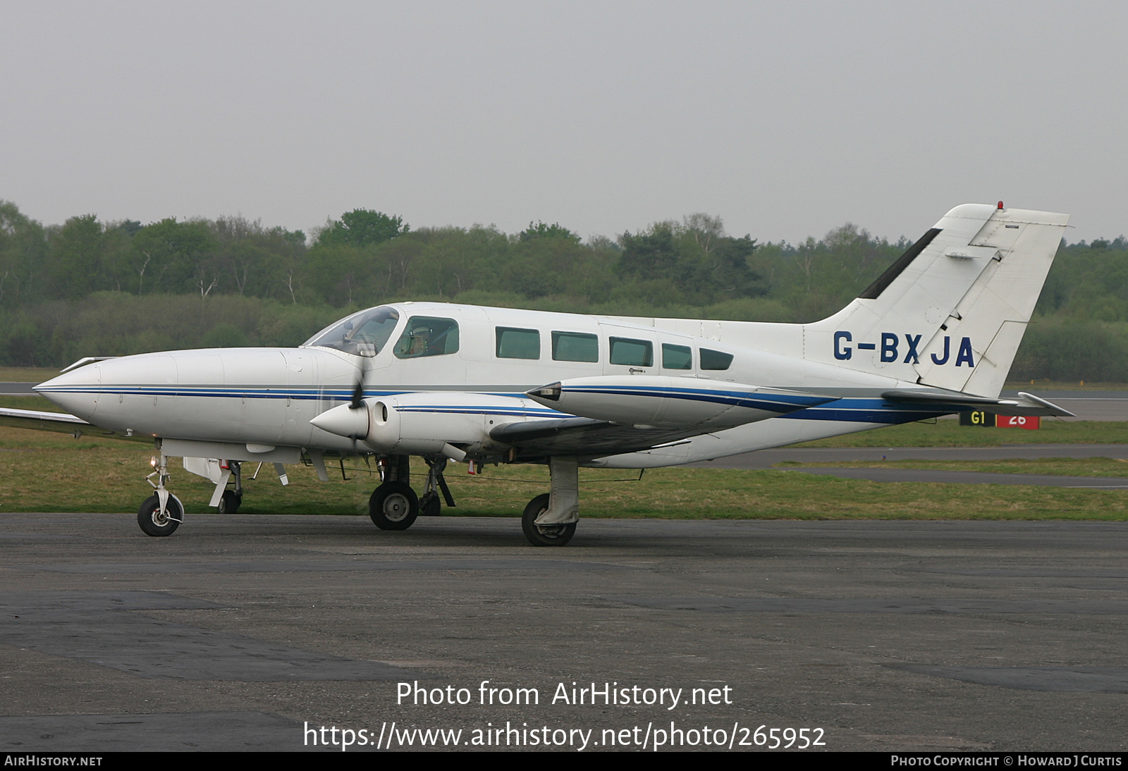 Aircraft Photo of G-BXJA | Cessna 402B Utililiner | AirHistory.net #265952