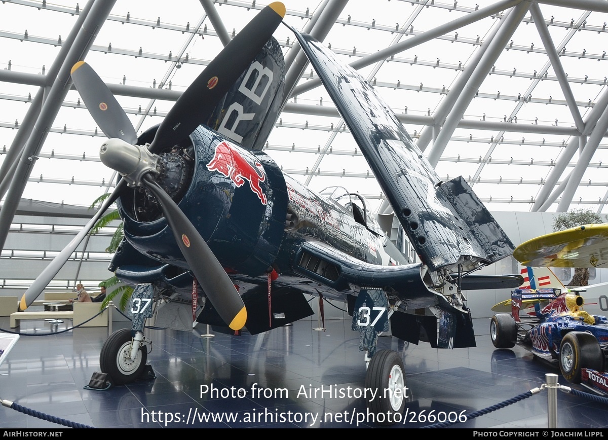 Aircraft Photo of OE-EAS | Vought F4U-4 Corsair | Red Bull | USA - Navy | AirHistory.net #266006