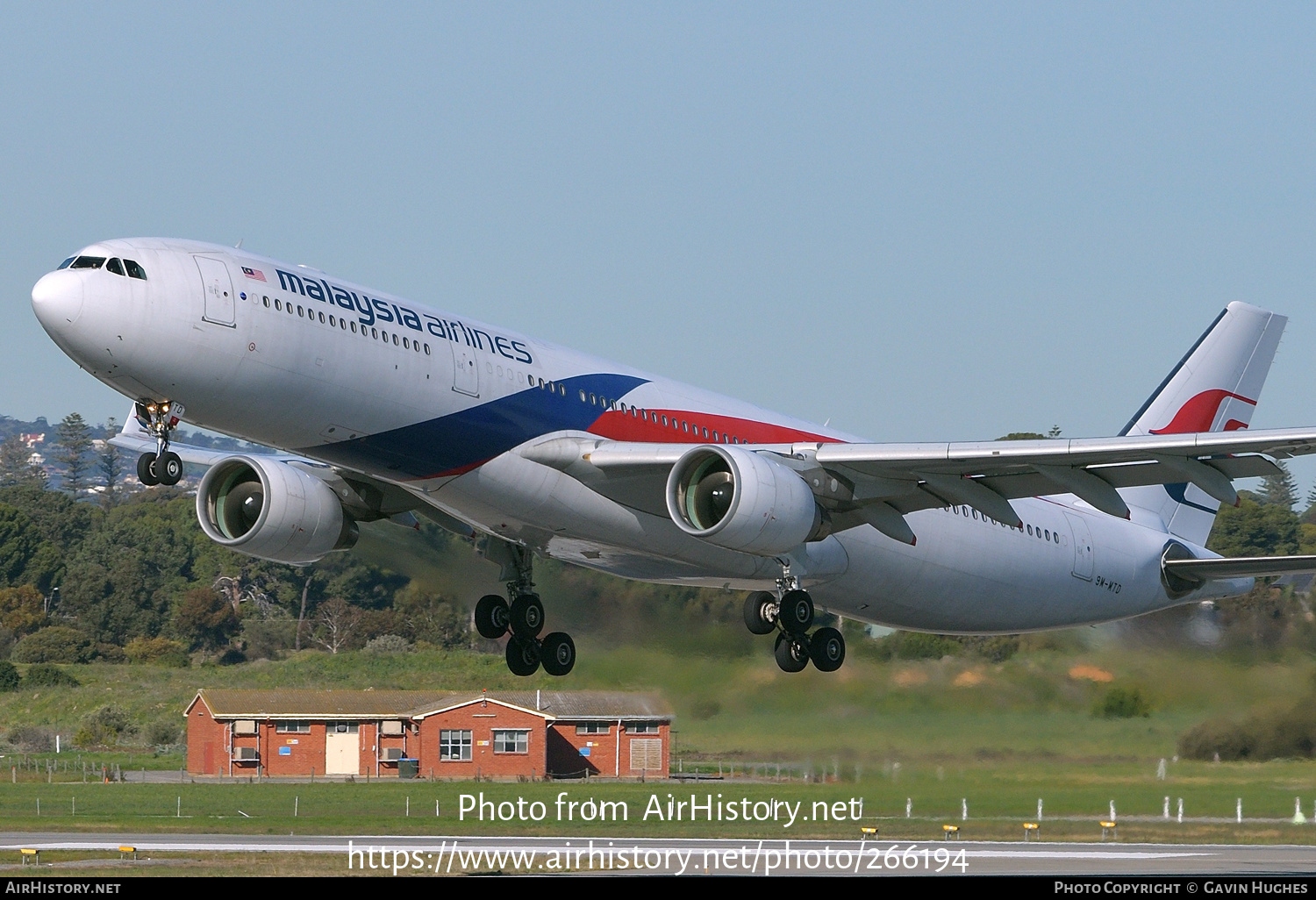 Aircraft Photo of 9M-MTD | Airbus A330-323 | Malaysia Airlines | AirHistory.net #266194