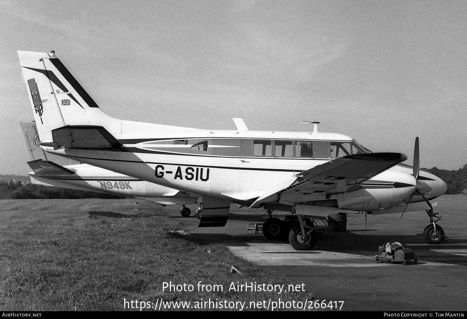 Aircraft Photo of G-ASIU | Beech 65-80 Queen Air | AirHistory.net #266417