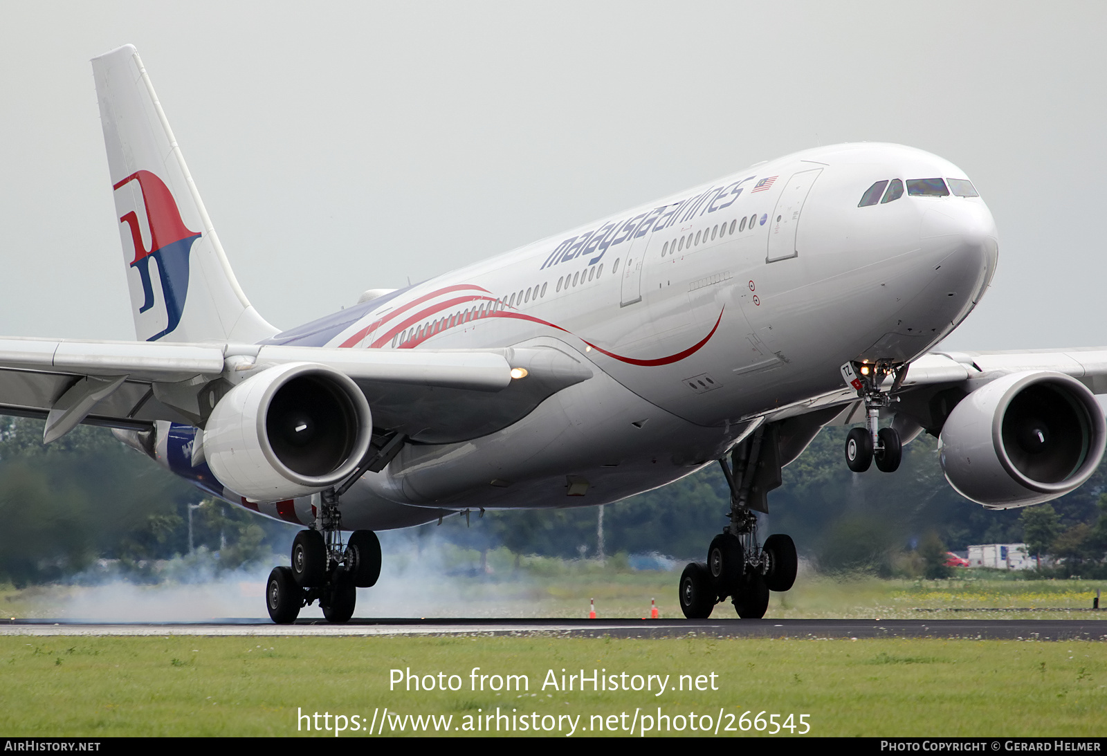 Aircraft Photo of 9M-MTZ | Airbus A330-223 | Malaysia Airlines | AirHistory.net #266545