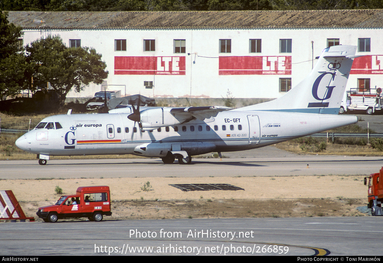 Aircraft Photo of EC-GFY | ATR ATR-42-320 | Air Europa | AirHistory.net #266859