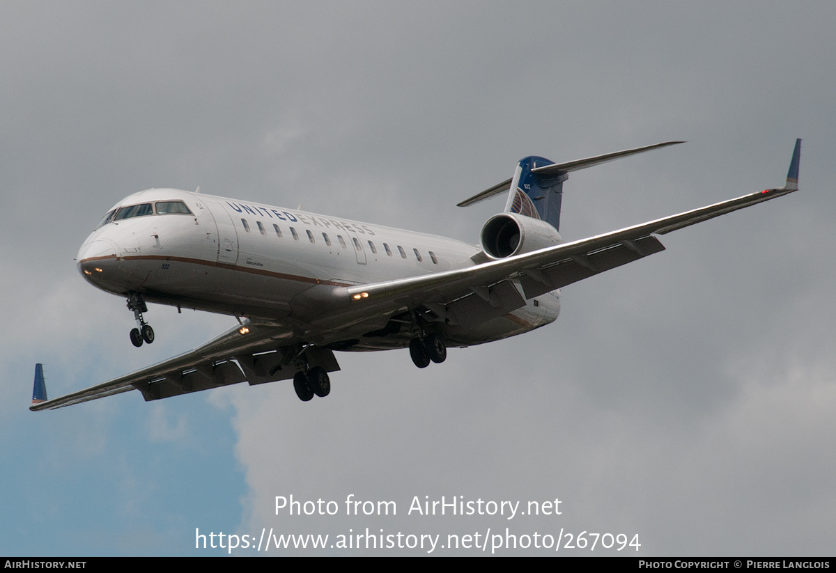 Aircraft Photo of N832AS | Bombardier CRJ-200ER (CL-600-2B19) | United Express | AirHistory.net #267094