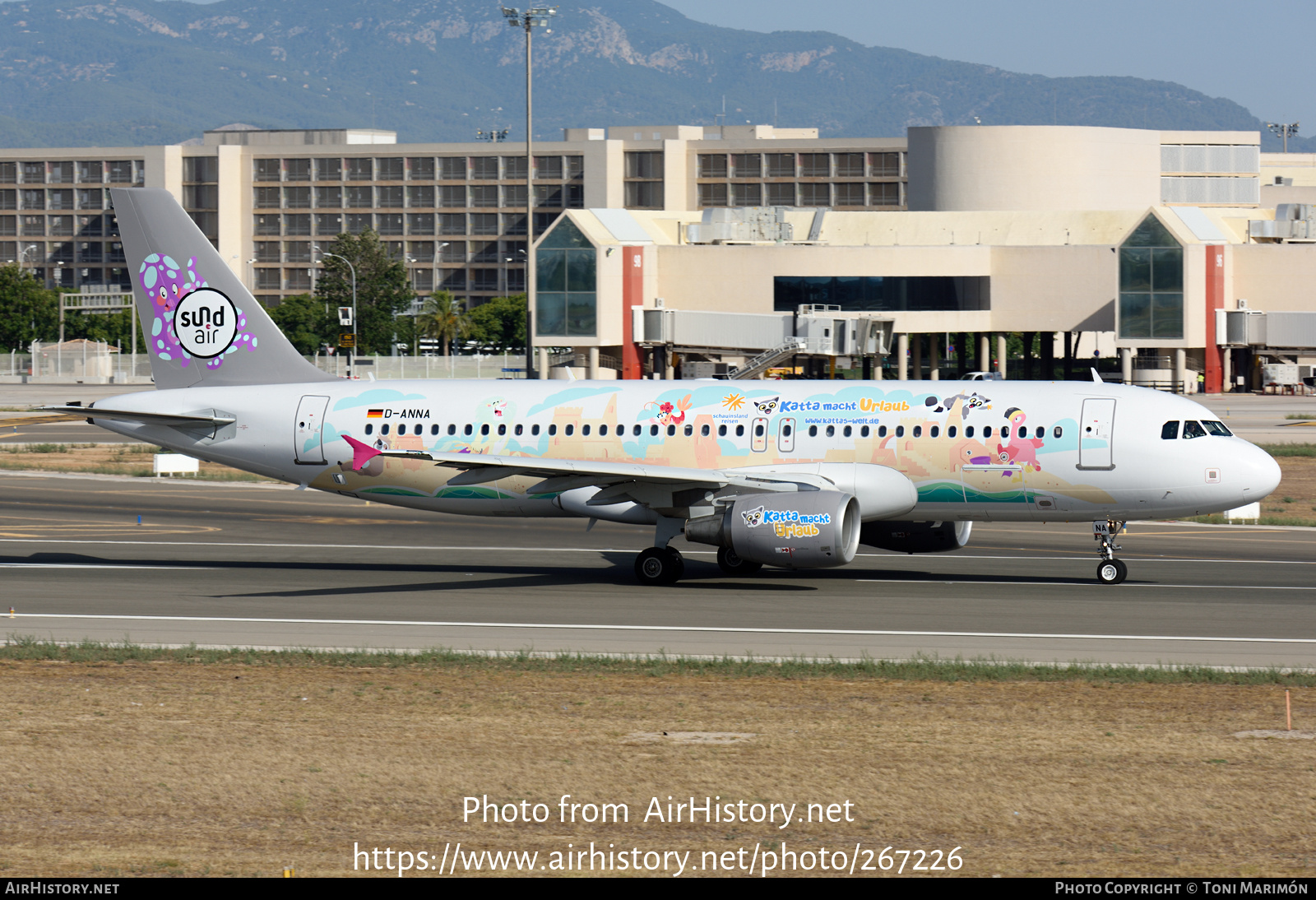 Aircraft Photo of D-ANNA | Airbus A320-214 | Sundair | AirHistory.net #267226