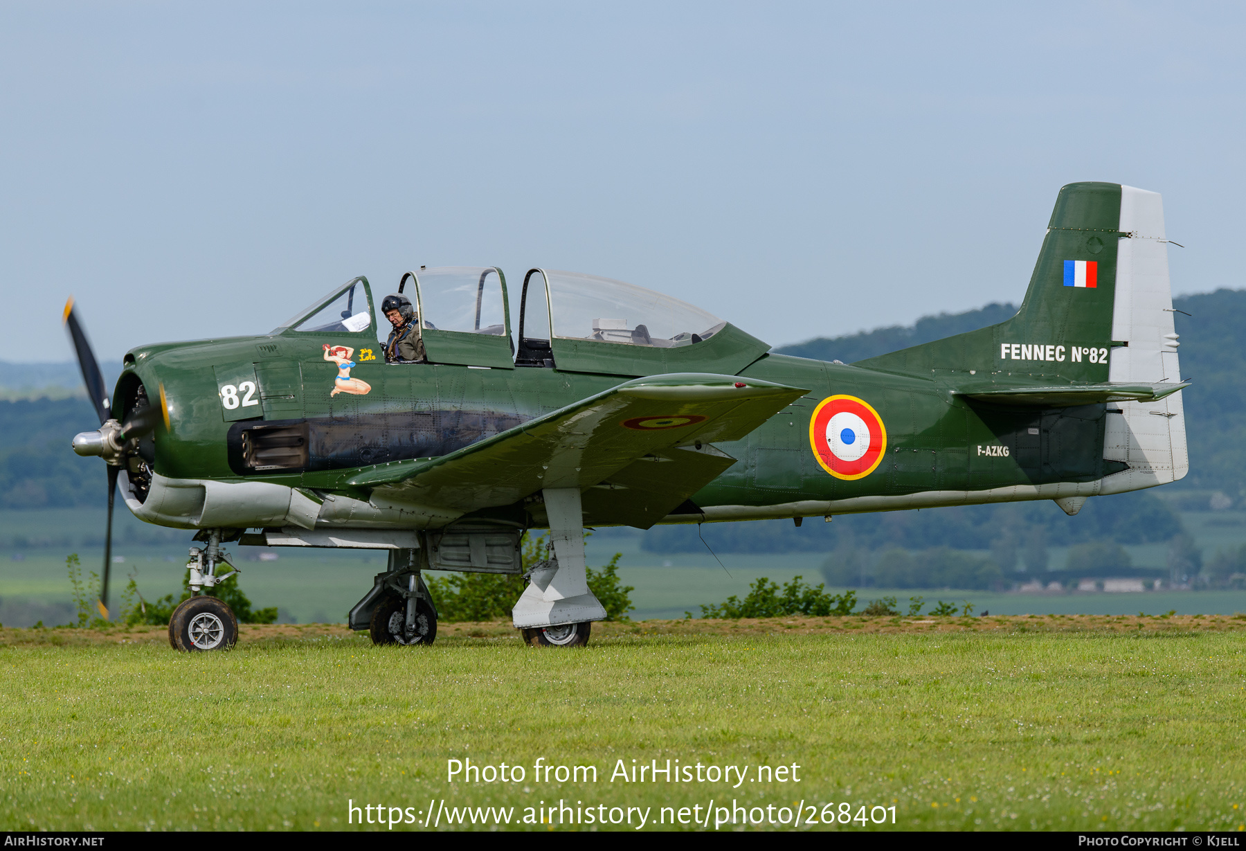 Aircraft Photo of F-AZKG / 82 | North American T-28A Fennec | France - Air Force | AirHistory.net #268401