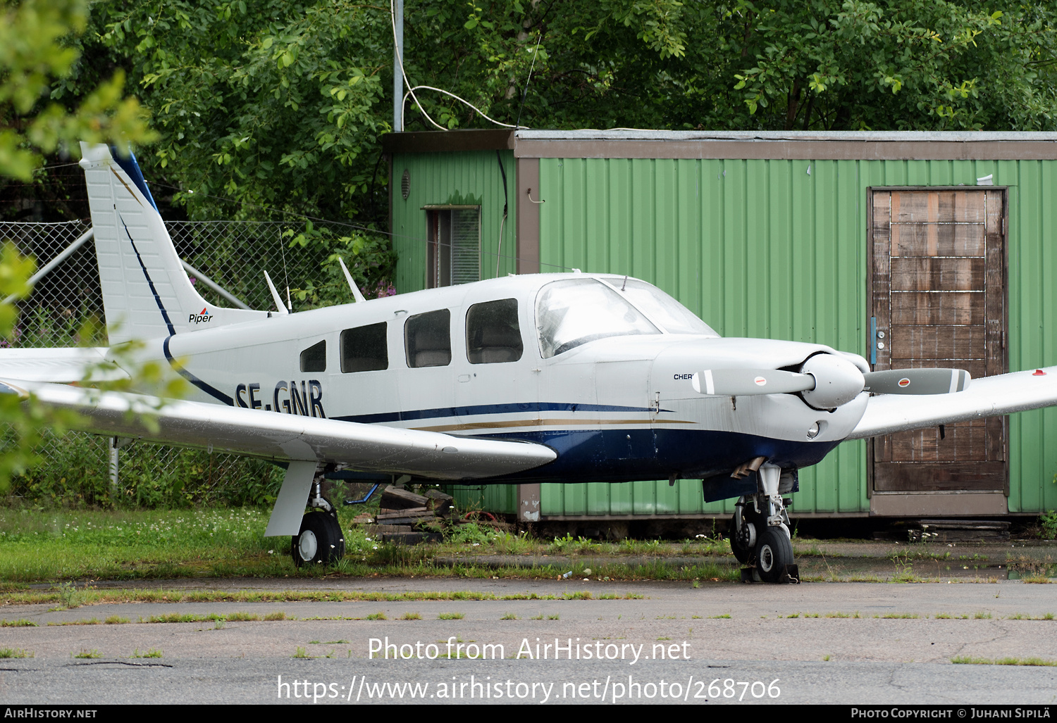 Aircraft Photo of SE-GNR | Piper PA-32R-300 Cherokee Lance | AirHistory.net #268706