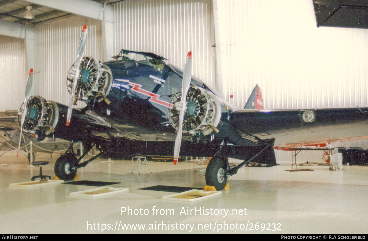 Aircraft Photo of N15165 / NC15165 | Stinson A Tri-Motor | American Airlines | AirHistory.net #269232