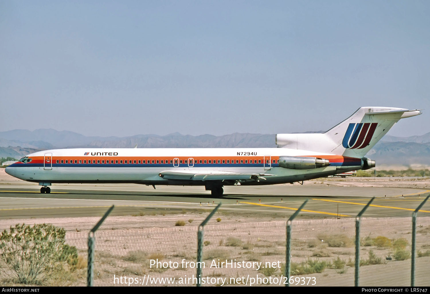 Aircraft Photo of N7294U | Boeing 727-222 | United Airlines | AirHistory.net #269373