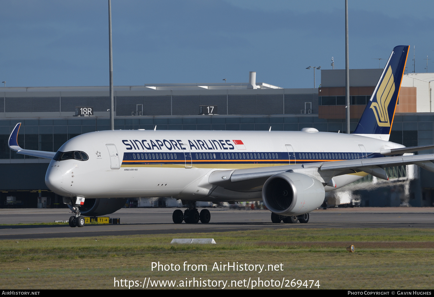 Aircraft Photo of 9V-SHE | Airbus A350-941 | Singapore Airlines | AirHistory.net #269474