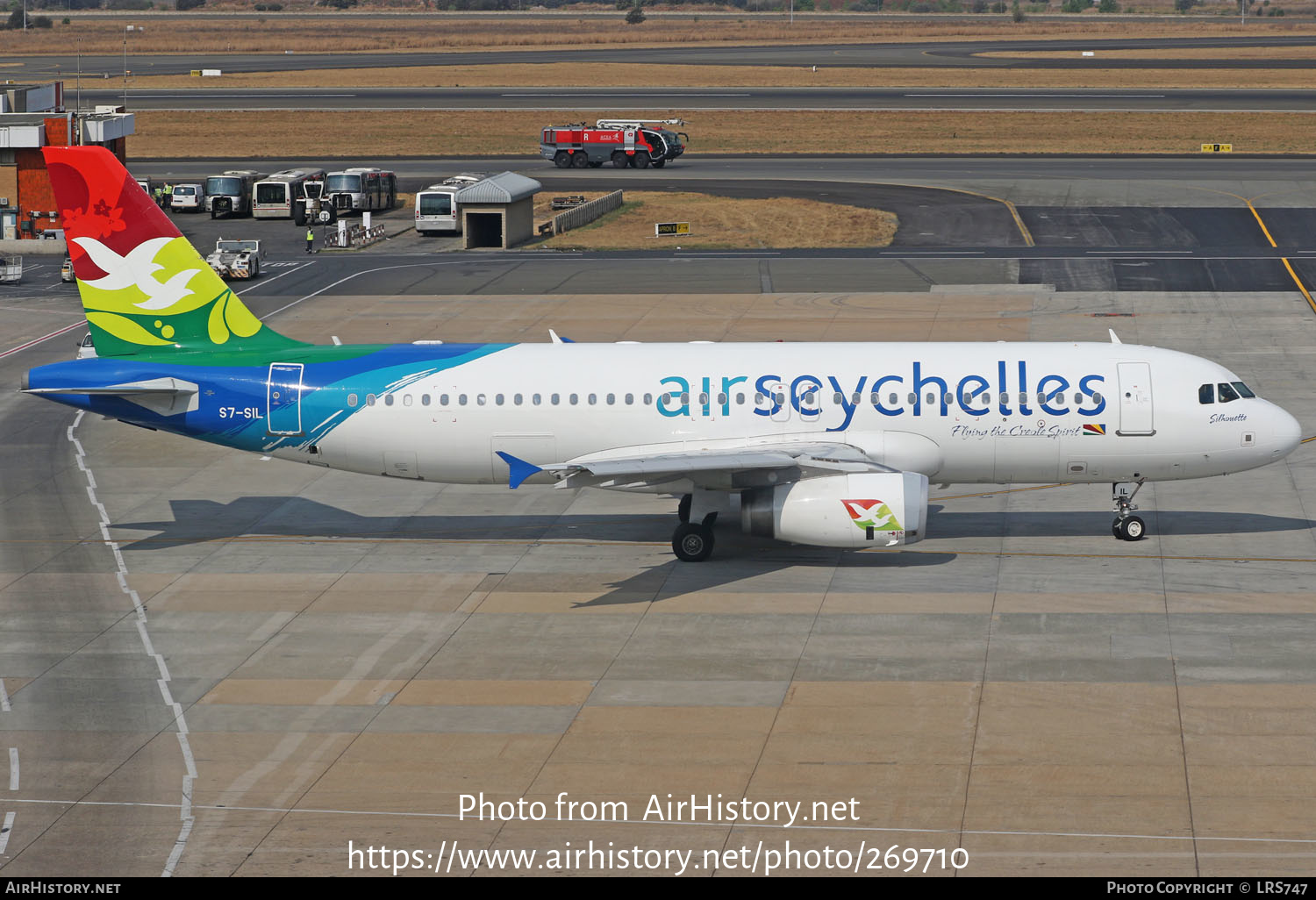 Aircraft Photo of S7-SIL | Airbus A320-232 | Air Seychelles | AirHistory.net #269710