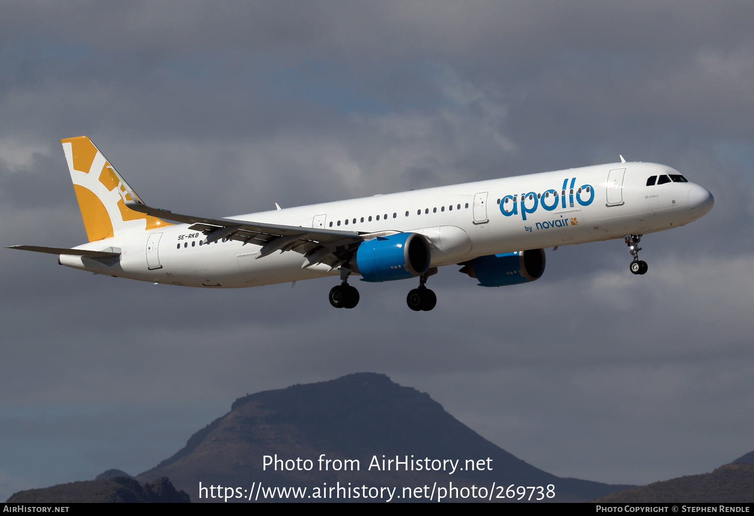 Aircraft Photo of SE-RKB | Airbus A321-251N | Apollo Travel | AirHistory.net #269738