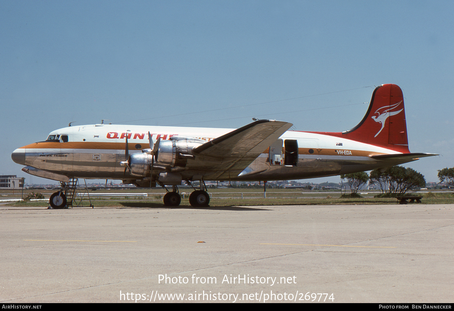 Aircraft Photo of VH-EDA | Douglas DC-4-1009 | Qantas | AirHistory.net #269774