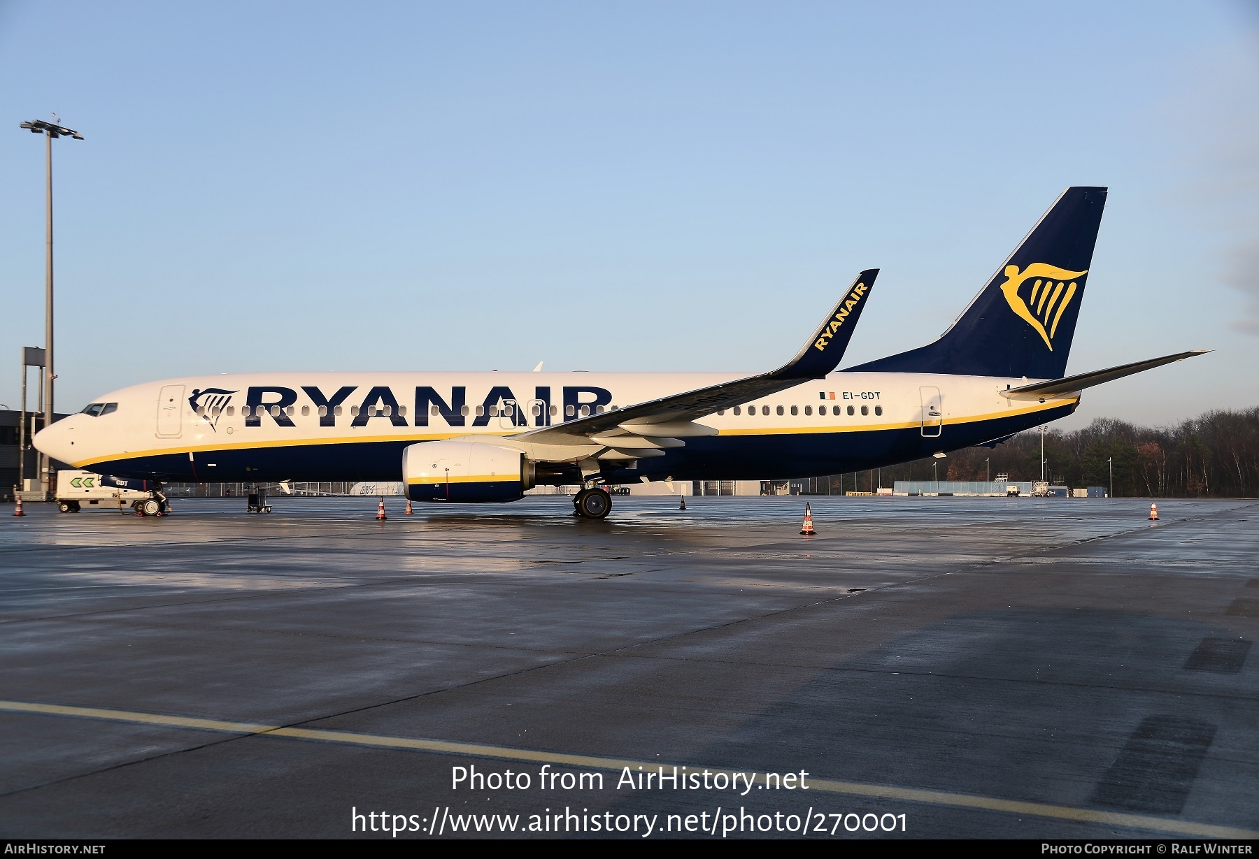 Aircraft Photo of EI-GDT | Boeing 737-800 | Ryanair | AirHistory.net #270001