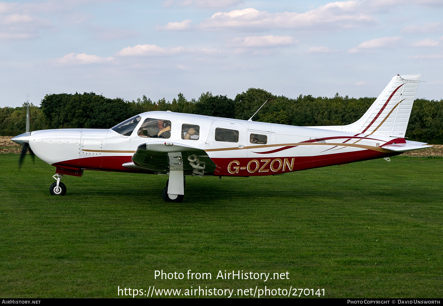 Aircraft Photo of G-OZON | Piper PA-32R-301T Saratoga II TC | AirHistory.net #270141