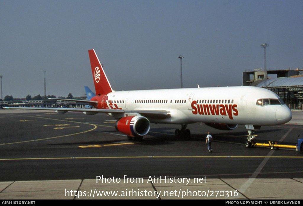 Aircraft Photo of SE-DSL | Boeing 757-236 | Sunways | AirHistory.net #270316