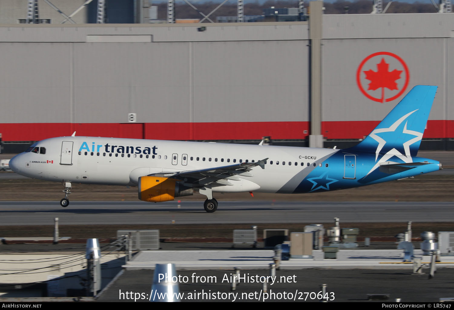 Aircraft Photo of C-GCKU | Airbus A320-212 | Air Transat | AirHistory.net #270643