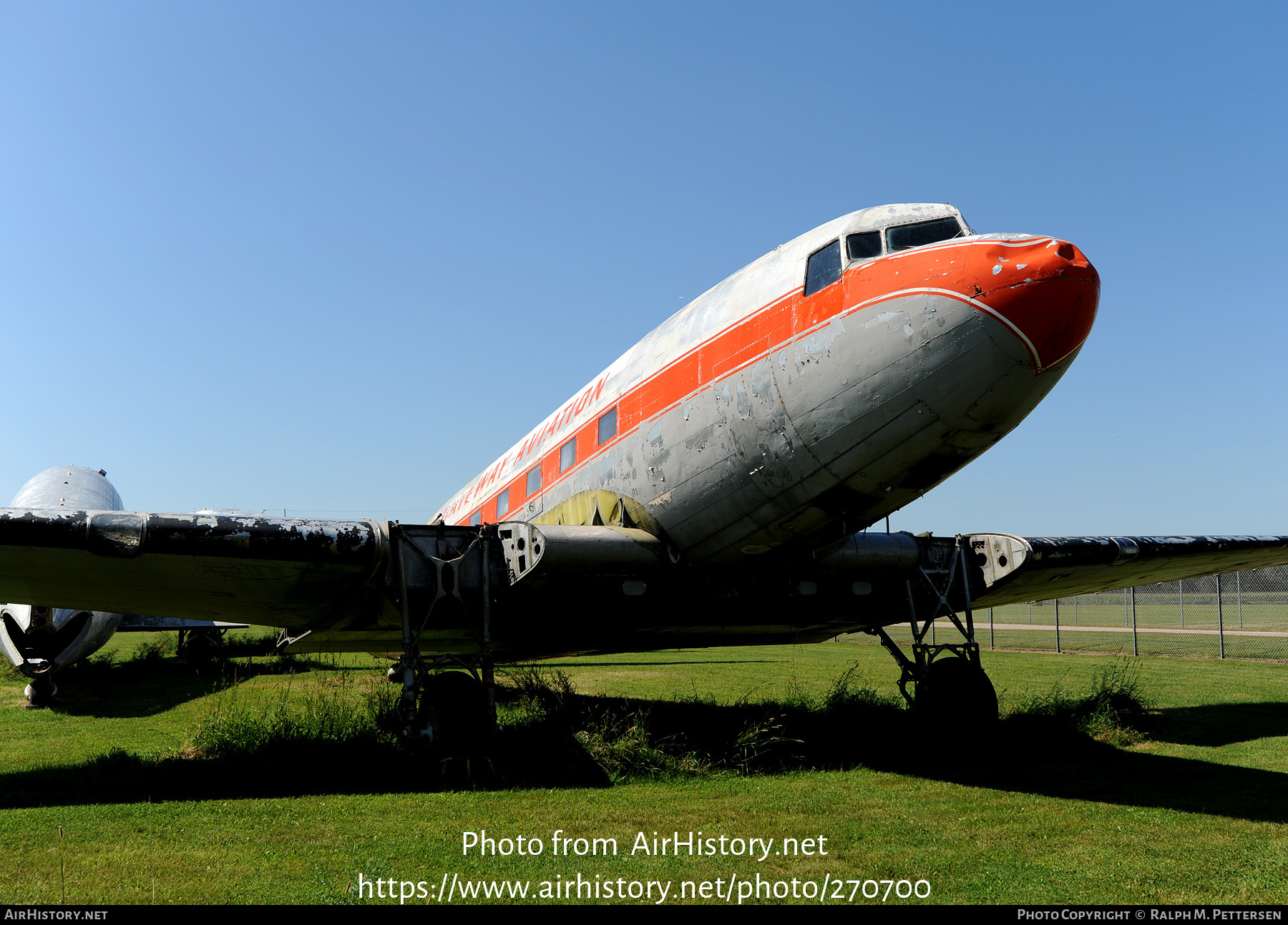 Aircraft Photo of N856YB | Douglas C-47 Skytrain | Gateway Aviation | AirHistory.net #270700