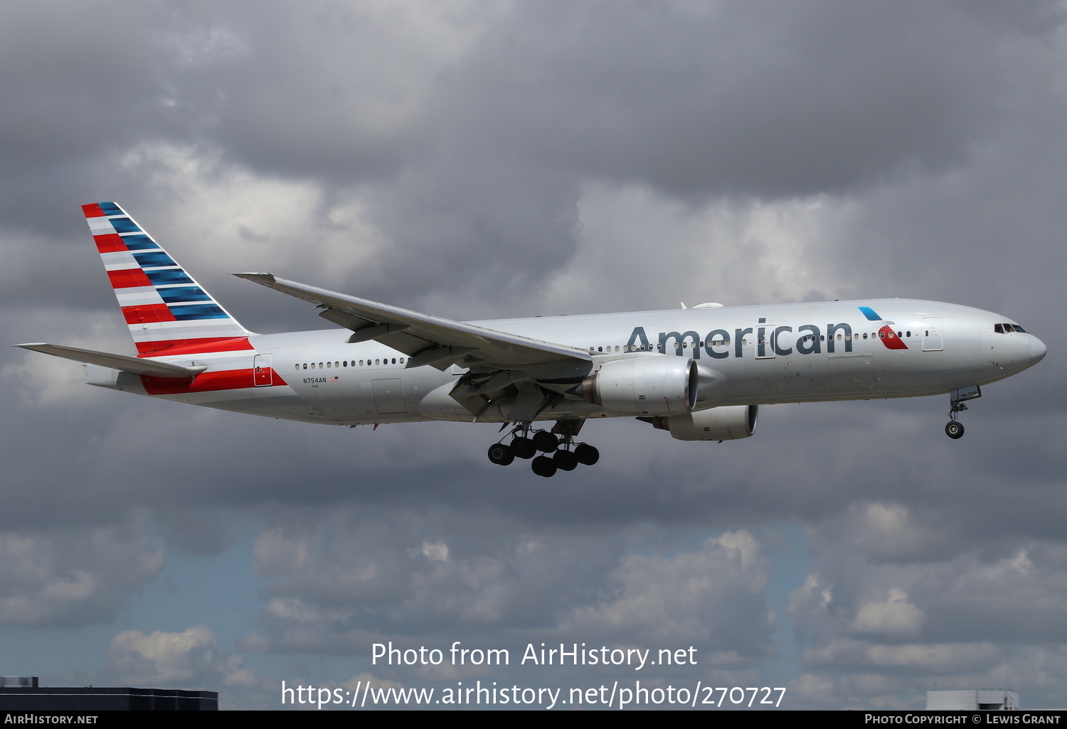 Aircraft Photo of N754AN | Boeing 777-223/ER | American Airlines | AirHistory.net #270727