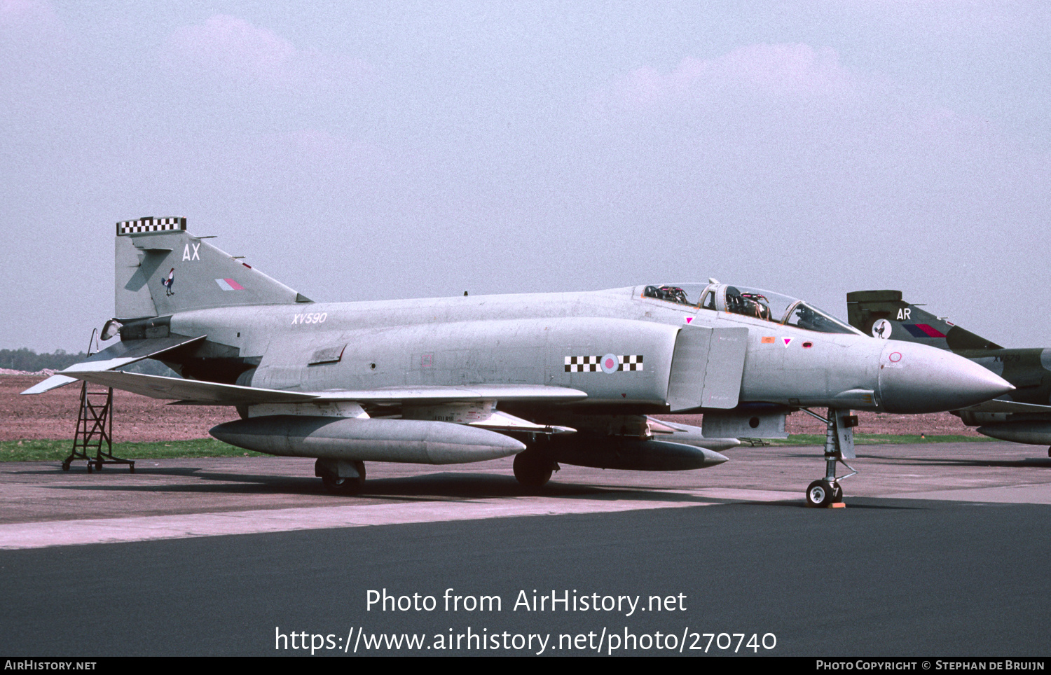 Aircraft Photo of XV590 | McDonnell Douglas F-4K Phantom FG1 | UK - Air Force | AirHistory.net #270740