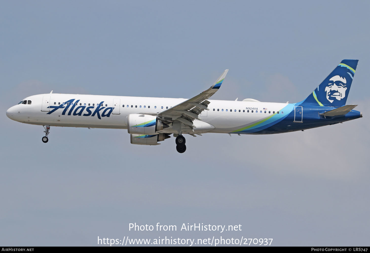 Aircraft Photo of N924VA | Airbus A321-253N | Alaska Airlines | AirHistory.net #270937