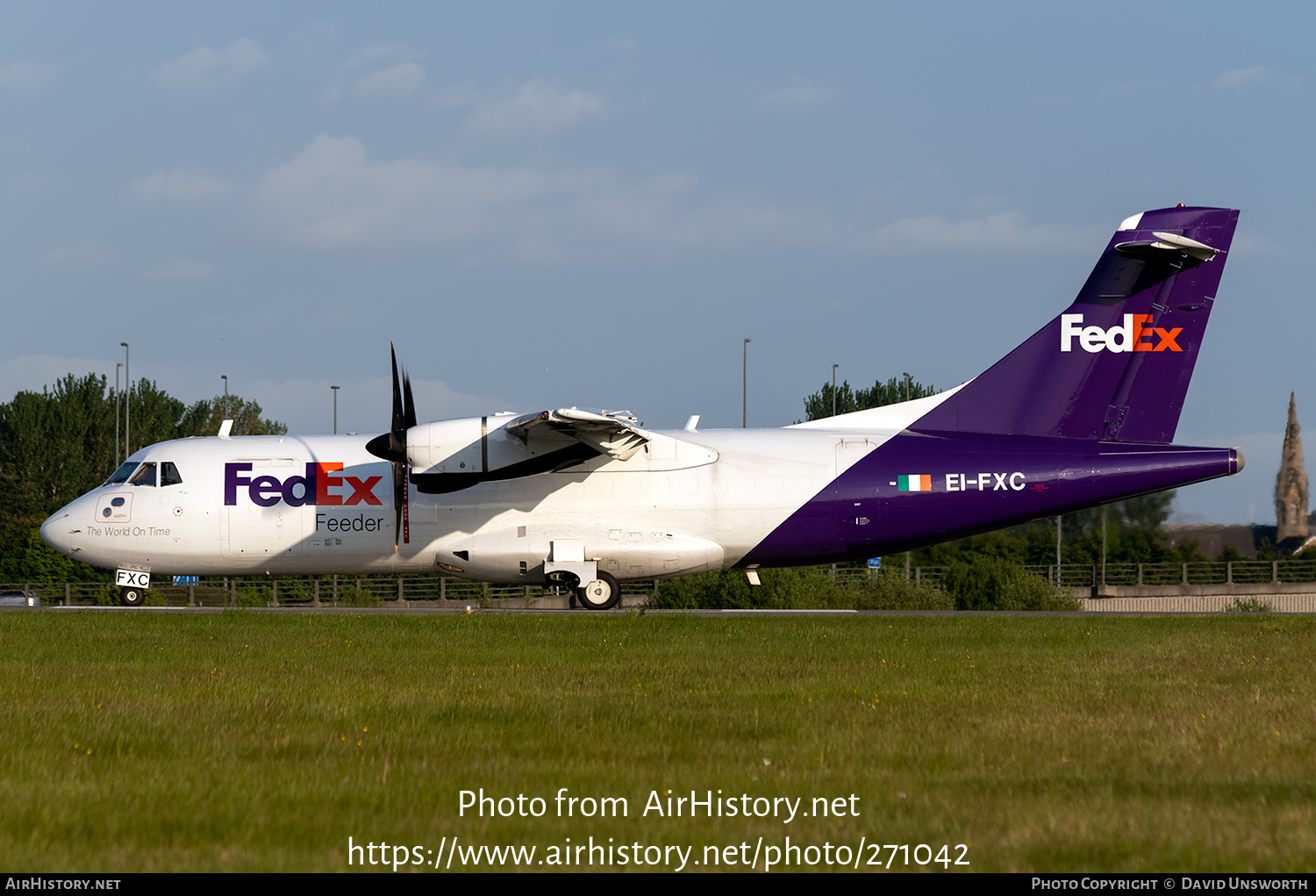 Aircraft Photo of EI-FXC | ATR ATR-42-300/F | FedEx Feeder | AirHistory.net #271042