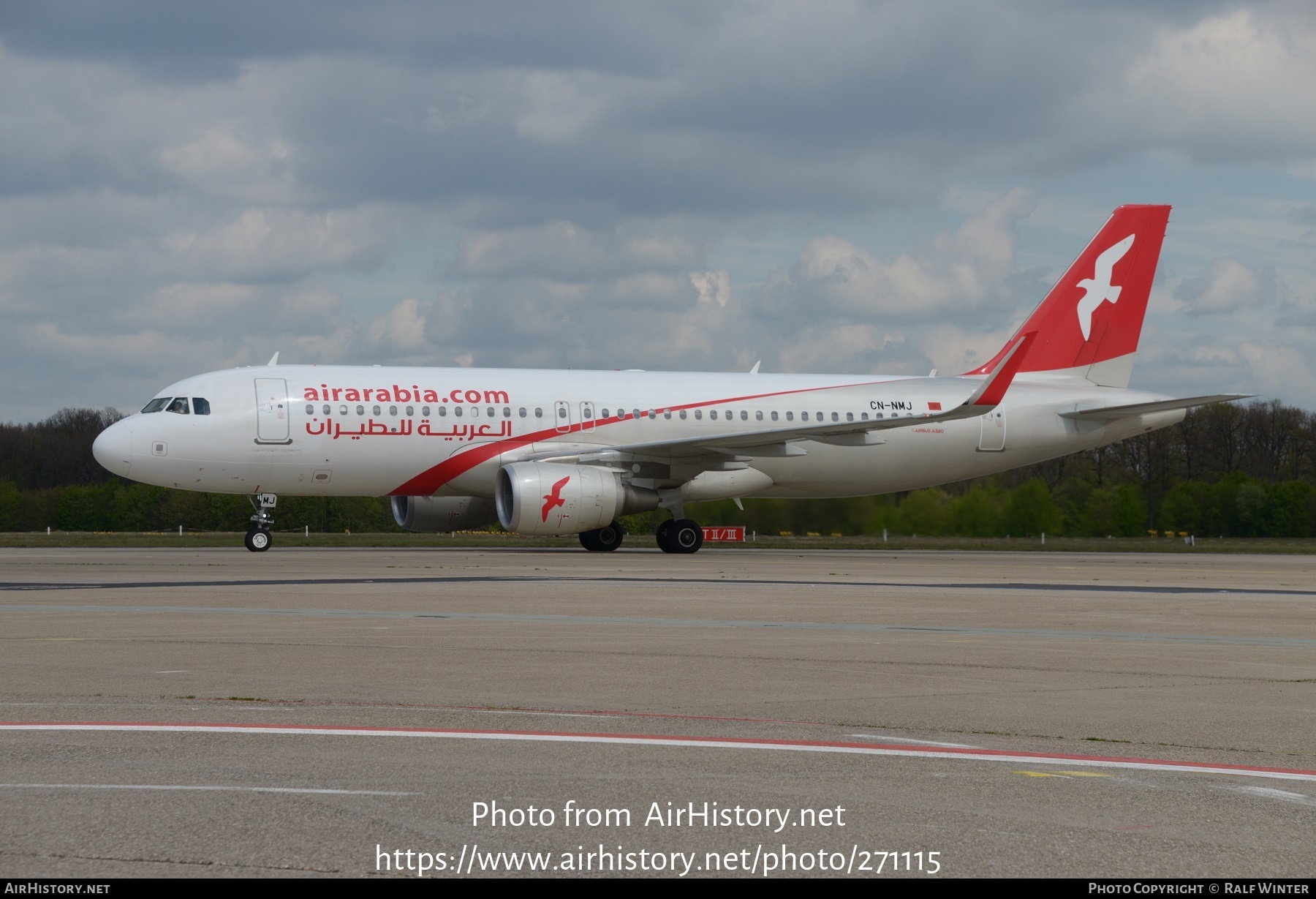 Aircraft Photo of CN-NMJ | Airbus A320-214 | Air Arabia | AirHistory.net #271115