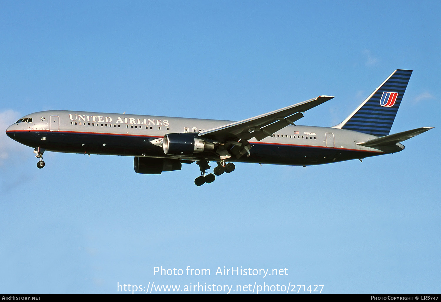 Aircraft Photo of N662UA | Boeing 767-322/ER | United Airlines | AirHistory.net #271427