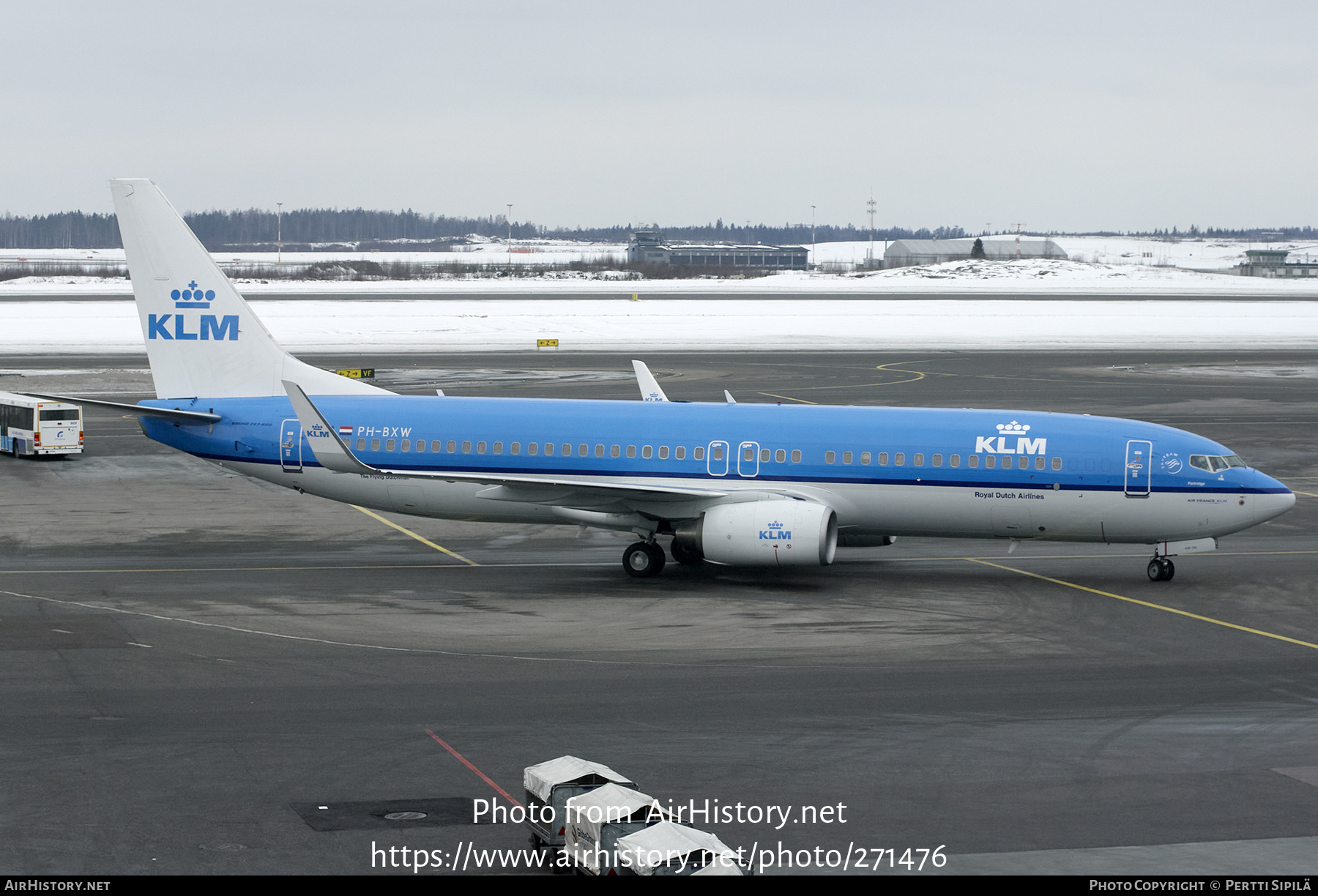 Aircraft Photo of PH-BXW | Boeing 737-8K2 | KLM - Royal Dutch Airlines | AirHistory.net #271476