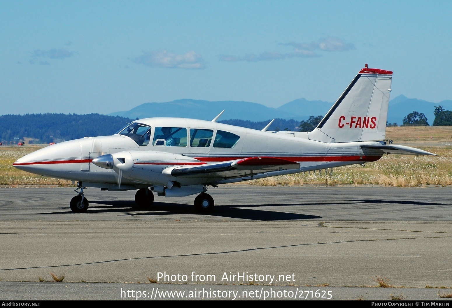 Aircraft Photo of C-FANS | Piper PA-23-250 Aztec F | AirHistory.net #271625