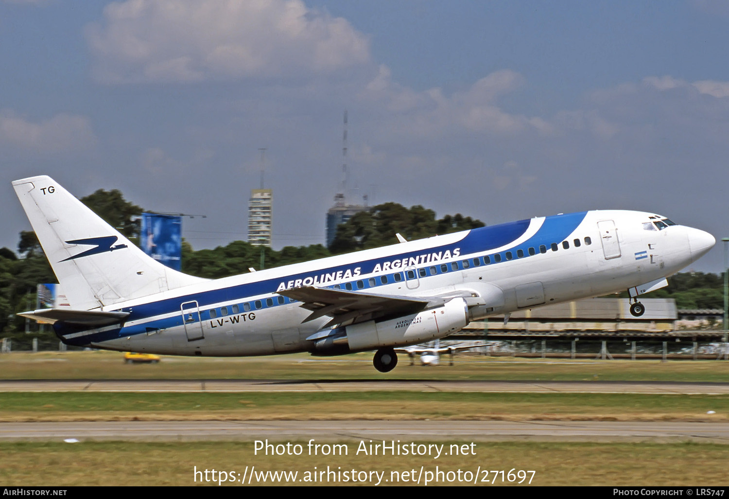 Aircraft Photo of LV-WTG | Boeing 737-2A8/Adv | Aerolíneas Argentinas | AirHistory.net #271697