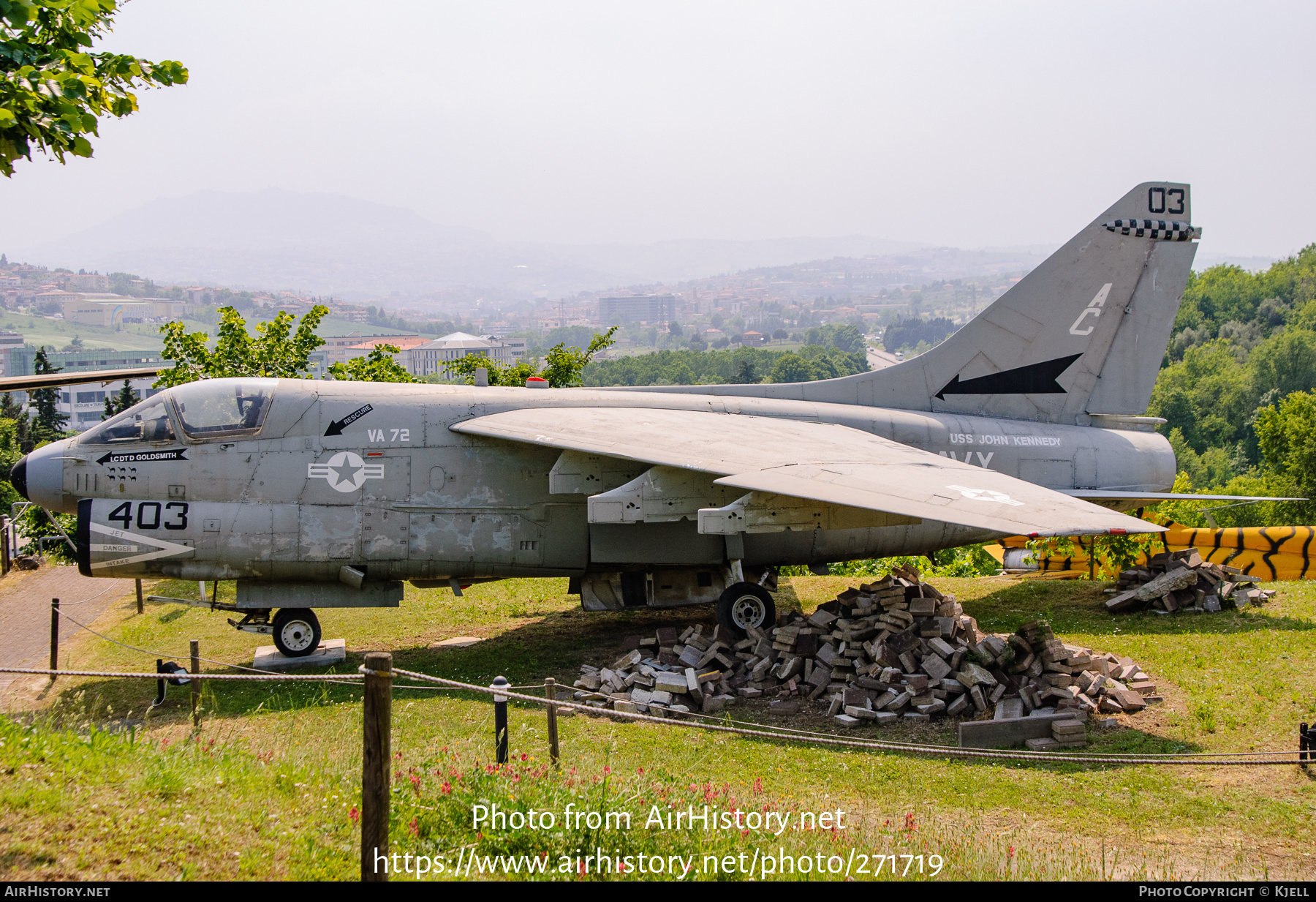 Aircraft Photo of 158830 | LTV A-7E Corsair II | USA - Navy | AirHistory.net #271719