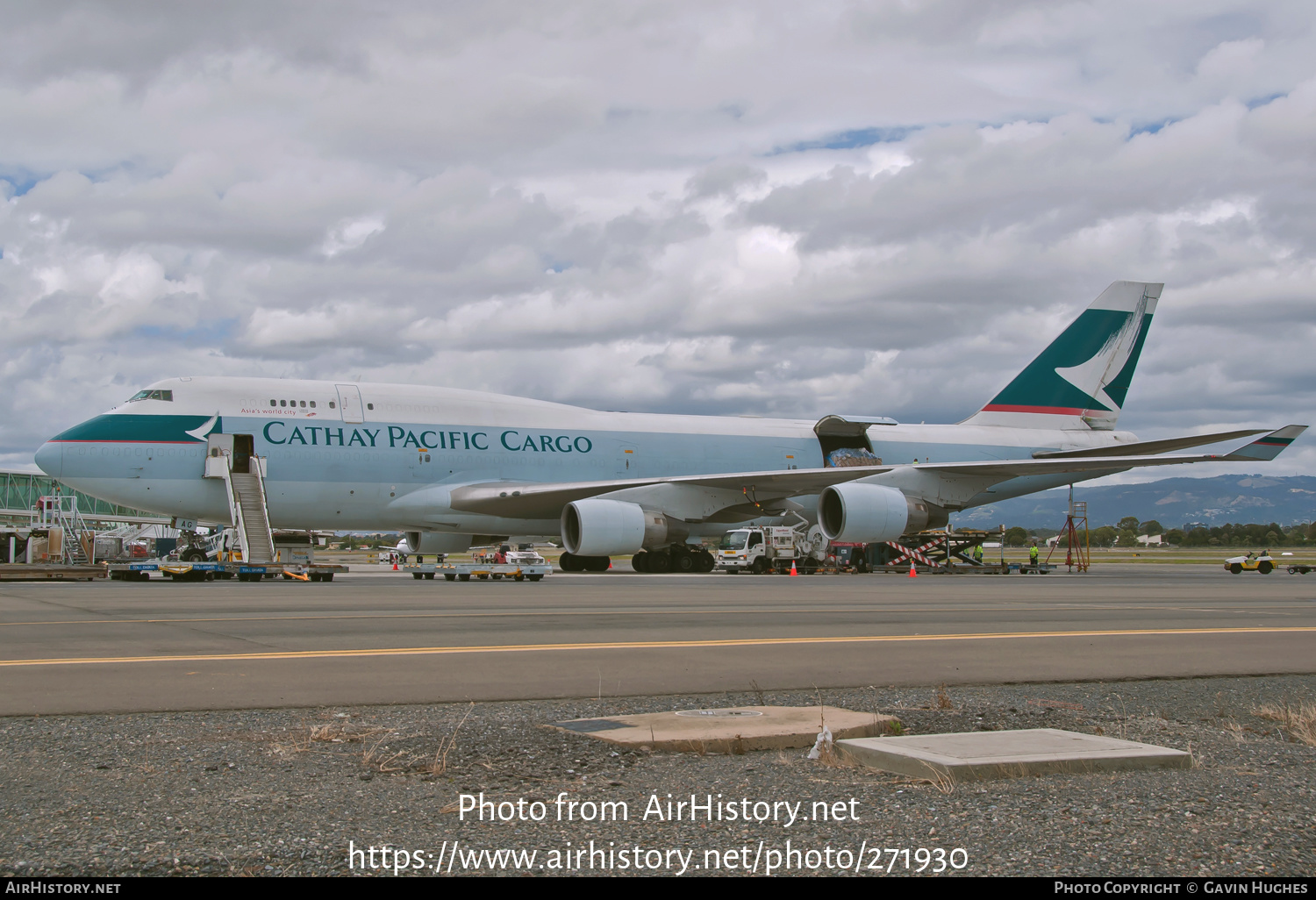 Aircraft Photo of B-KAG | Boeing 747-412(BCF) | Cathay Pacific Airways Cargo | AirHistory.net #271930