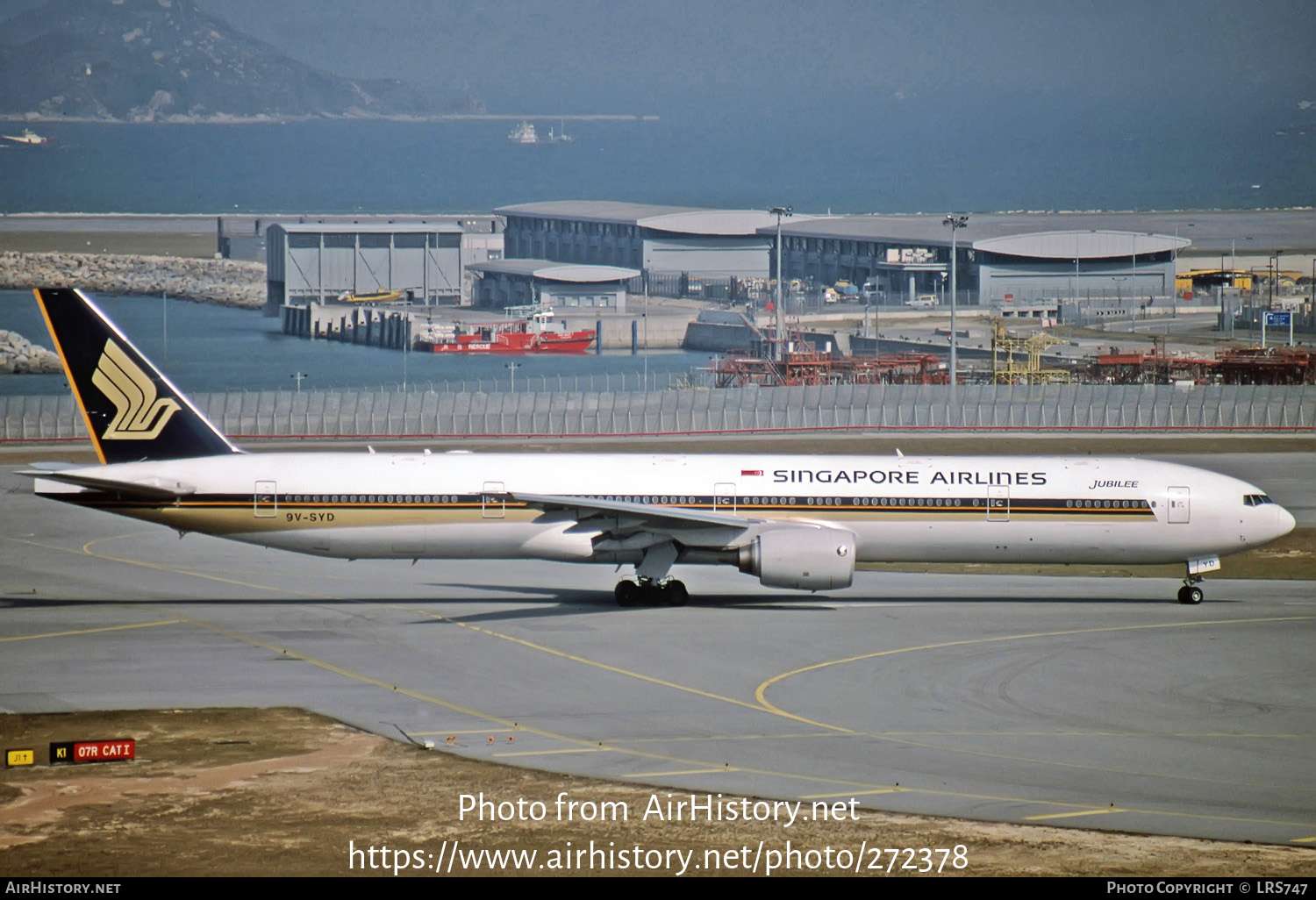 Aircraft Photo of 9V-SYD | Boeing 777-312 | Singapore Airlines | AirHistory.net #272378