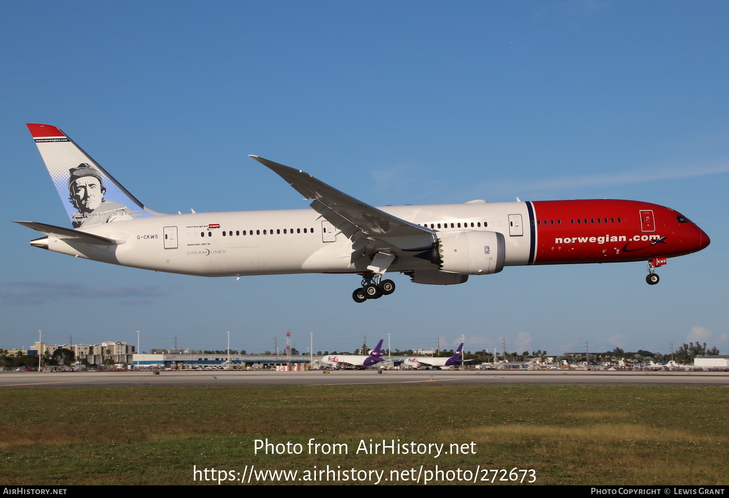 Aircraft Photo of G-CKWS | Boeing 787-9 Dreamliner | Norwegian ...