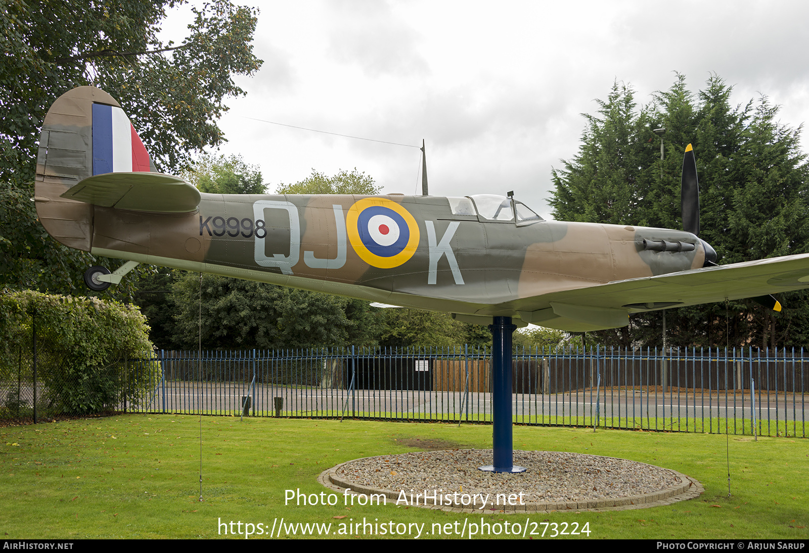 Aircraft Photo of K9998 | Supermarine Spitfire (model) | UK - Air Force | AirHistory.net #273224