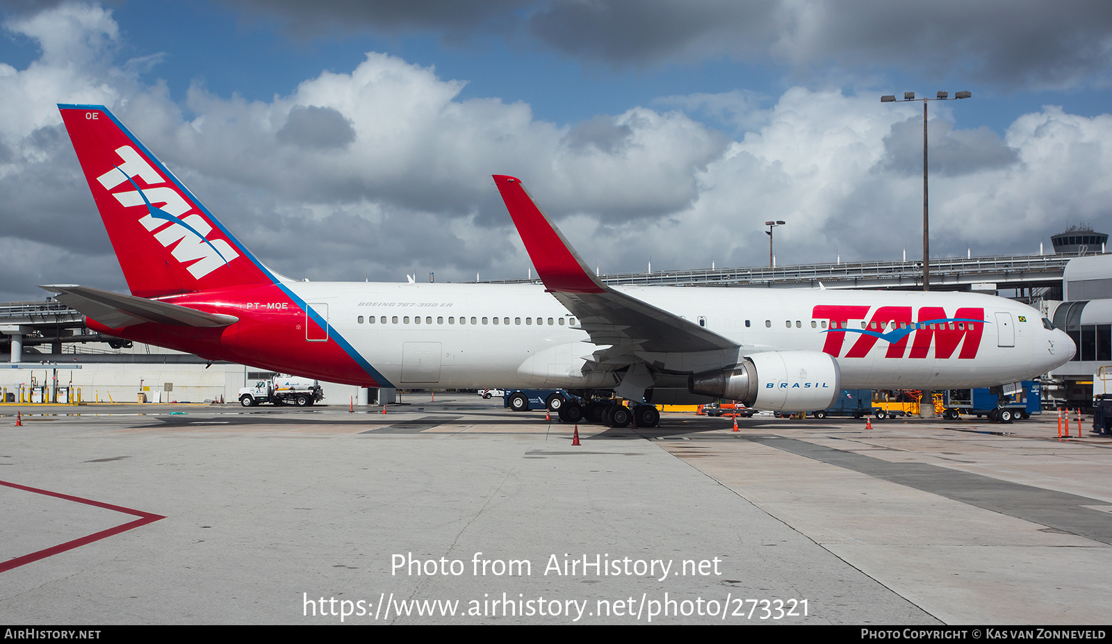 Aircraft Photo of PT-MOE | Boeing 767-316/ER | TAM Linhas Aéreas | AirHistory.net #273321