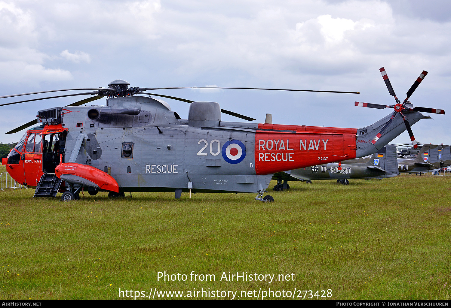 Aircraft Photo of ZA137 | Westland WS-61 Sea King HU5 | UK - Navy | AirHistory.net #273428